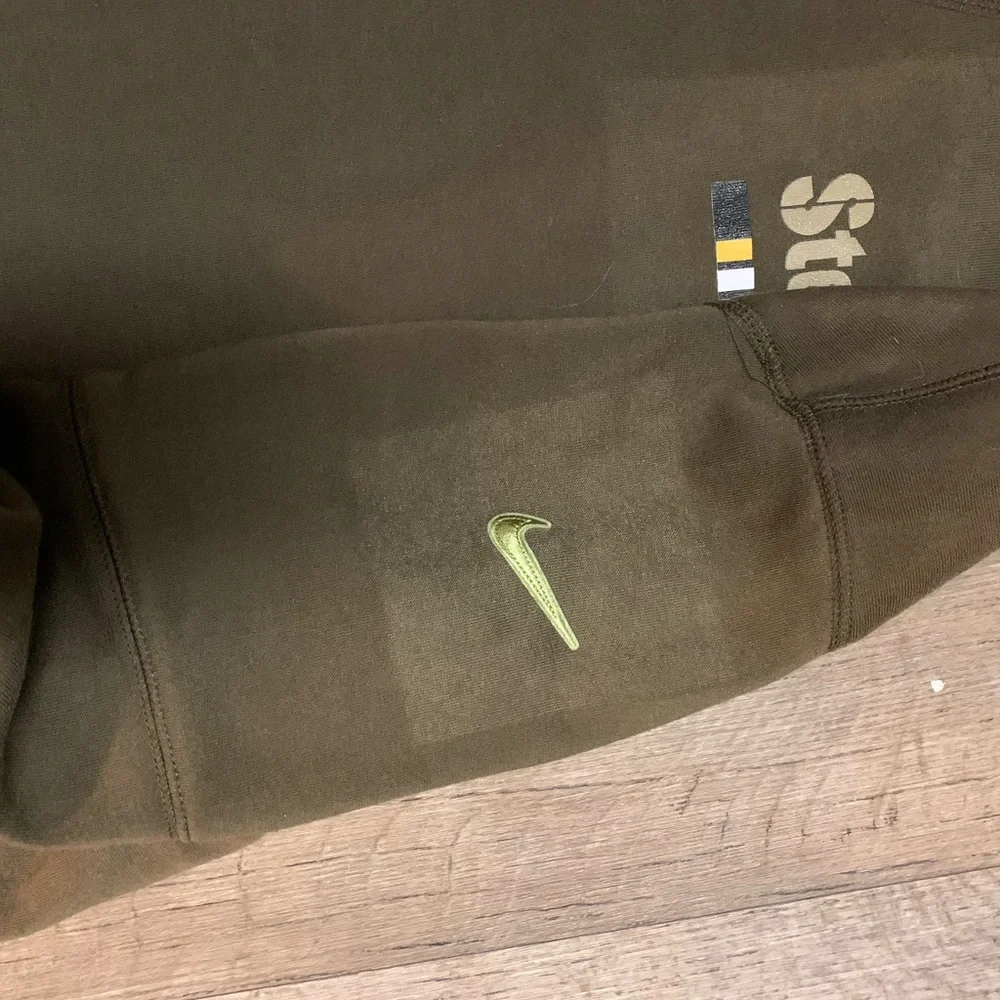 ✨sold✨Nike Steelers Salute to Service Fleece Hoodie - Picture 5 of 5